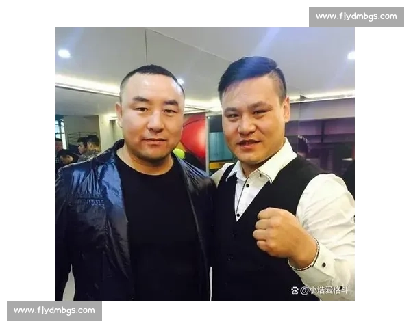 柳海龙对决宝力高经典视频解析揭示中蒙搏击力量与技巧巅峰碰撞